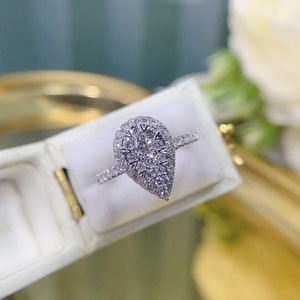 Anillo de Diamantes de Oro Blanco para Mujer F1348, Corte Pera, Diamante Natural, Anillo de Compromiso, Color D - Product Image 3