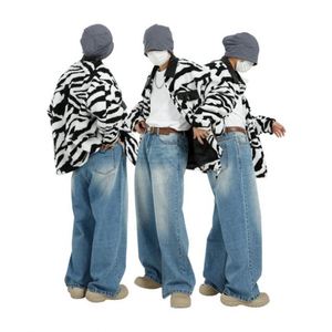 กางเกงยีนส์ทรงหลวมขากว้างผ้าคอตตอนซักเบาสำหรับผู้ชายกางเกงยีนส์ทรงหลวมปรับแต่งได้ตามต้องการ - Product Image 1