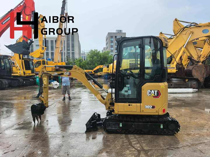 Japan Original Caterpillar CAT302 CAT302.5E CAT302.5 Hydraulic Tracked ...