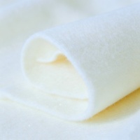 Tissu non tissé 100% aramide, 150 g/m², 150 cm, jaune, résistant au feu, isolation thermique, tissu non tissé