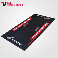 Tapis d'atelier pour moto en nylon à motif personnalisé, tapis de présentation robuste pour le sport automobile, base en caoutchouc antidérapante, tapis de sol de garage, adapté aux animaux domestiques