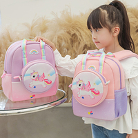 Sac à dos en néoprène 2-en-1 tendance avec design étanche et motif dessin animé mignon, ceinture à coussin d'air zippée, pour filles de maternelle et activités de plein air
