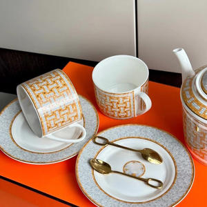 Nouvel ensemble de thé en porcelaine fine dorée de style nordique classique de luxe - Product Image 6