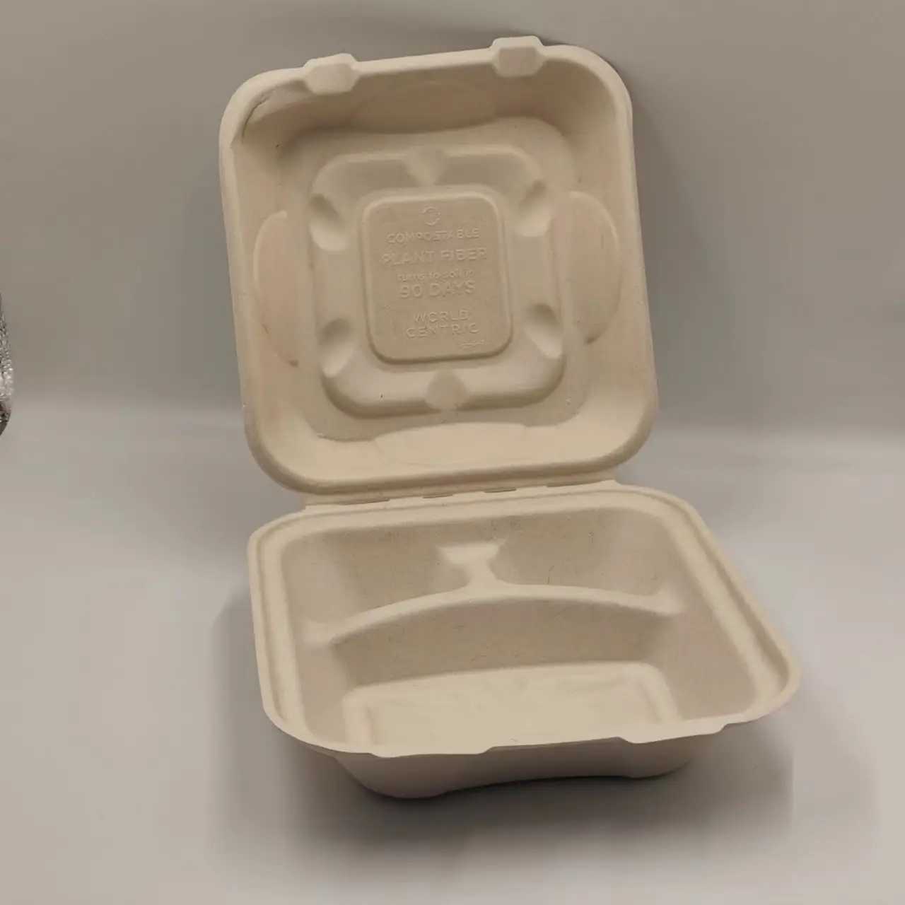 Op Maat Gemaakte Lekvrije Bento-Lunchbox Met 3 Compartimenten Van De Fabrikant Doorzichtige Biologisch Afbreekbare Composteerbare Wegwerpborden China