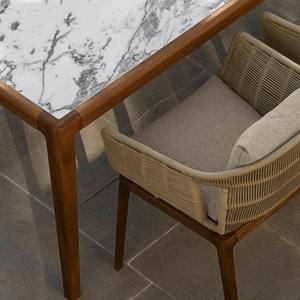 Ensemble de chaises de jardin rectangulaires contemporaines en rotin et bois massif, durables, imperméables et résistantes au soleil - Product Image 5