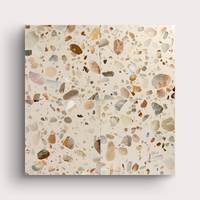 Carreaux de terrazzo en crème inorganique sur mesure YUSHI, couleur uniforme, pierre technique à grosses particules pour sols de luxe d'hôtels et villas