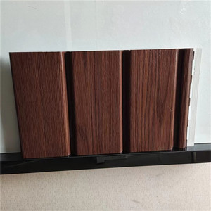 Plafonds en <span class=keywords><strong>PVC</strong></span> à <span class=keywords><strong>grille</strong></span> <span class=keywords><strong>de</strong></span> bois pour l'installation en extérieur <span class=keywords><strong>de</strong></span> cuisines, ateliers, salles <span class=keywords><strong>de</strong></span> bain, hôtels et la <span class=keywords><strong>ventilation</strong></span> des toits - Product Image 6