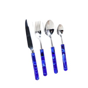 ชุดช้อนส้อมอะคริลิคสีฟ้าลายเมฆพลิ้วไหว พร้อมด้ามจับอะคริลิค  มีด ส้อม ช้อน ช้อนชา ชุดสี่ชิ้น สำหรับของหวานและอาหารค่ำแบบตะวันตก - Product Image 5