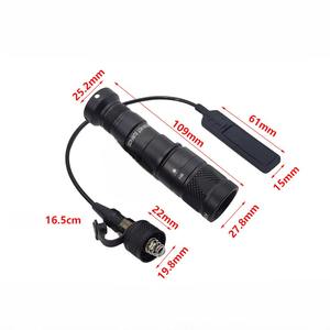 Linterna Estroboscópica LED M300V Fabricada en China, Potente, <span class=keywords><strong>de</strong></span> Aleación <span class=keywords><strong>de</strong></span> Aluminio, Táctica, Alcance <span class=keywords><strong>de</strong></span> Haz <span class=keywords><strong>de</strong></span> 200m, 6000K Luz Diurna, Montaje con Gancho y Bucle - Product Image 4