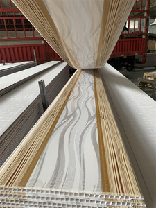 Pannelli per Soffitto in Plastica 25mm <span class=keywords><strong>Rivestimento</strong></span> per Soffitto in <span class=keywords><strong>PVC</strong></span> Cielo Raso De <span class=keywords><strong>PVC</strong></span> Techo Interior Pannello per Soffitto in <span class=keywords><strong>PVC</strong></span> Pannello da Parete - Product Image 3