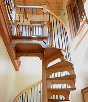 Escalier intérieur sur mesure Optima House, escalier moderne en spirale pour villa, escalier circulaire de luxe en fer forgé de Foshan