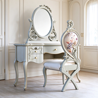Ensemble de coiffeuse de style français classique avec miroir et chaise, table de maquillage en bois massif sculpté à la main pour une chambre élégante