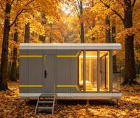 Maison préfabriquée modulaire, bâtiment de jardin, panneau sandwich, design capsule spatiale avec bar intégré pour divertissements en plein air