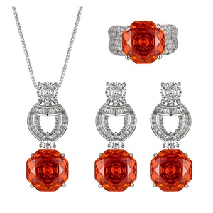 Parure de bijoux de mariage vintage en cuivre éco-responsable, avec pendentif et boucles d'oreilles en zircon cubique rose taillé 12 mm, rouge orangé - Product Image 1