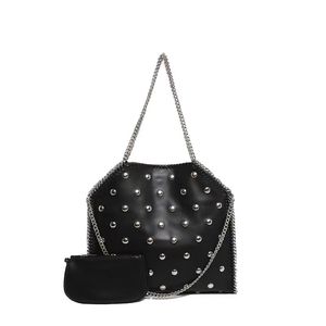 Nouveau Sac à Main Bandoulière Portable en PU Style Rivet, Fermeture Boutonnée, Design Tendance pour Printemps-Été - Product Image 4