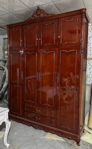 Armario de Dormitorio de Madera Maciza de Estilo Francés Clásico Europeo de Lujo con Diseño Tallado y Gabinete para Almacenamiento de Ropa - Product Image 3