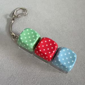 Porte-clés anti-stress portable avec touches mécaniques PBT à pois, sublimation par transfert thermique, pour clavier et décompression - Product Image 3