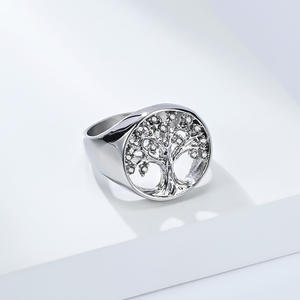 Anillo nórdico del árbol de la vida con engaste de garra de oro y acero, joyería de uso diario para mujer - Product Image 4