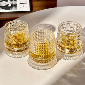Vaso de whisky de alta gama de cristal giratorio con base tipo torreta, estilo moderno y sencillo, para brandy y cerveza, 201-300ml, popular entre influencers, con bandeja - Product Image 3