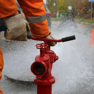 Bourdonnet de type russe, bouche d'incendie hors sol adaptée au raccordement de tuyaux d'incendie - Product Image 2