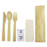 Couteau, fourchette et cuillère en bambou naturel avec sachets de sel et de poivre pour les boîtes à lunch de voyage et les packs de restauration