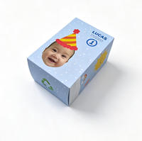 Maßgefertigte Überraschungs-Geschenkbox aus Recycling-Karton mit Aufreißstreifen, Faltbare Verpackung, Matt-Laminierung und Prägung