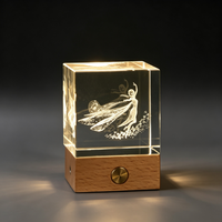 Lampe de nuit en cristal en forme de cube avec gravure 3D du système solaire, base en bois avec LED tactile, lampe décorative