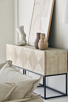 Meubles minimalistes en pin recyclé et acier, meubles de salon, table d'appoint, table console