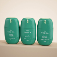Brume corporelle de luxe personnalisée verte et rouge avec flacon vaporisateur, format voyage, pour parfum et cheveux