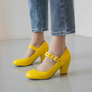 Zapatos de Tacón Alto de 7.5cm con Hebilla Dorada y Punta Redonda de <span class=keywords><strong>Charol</strong></span> Amarillo, Estilo Mary Jane, para Mujer, Venta al Por Mayor de Xuanhui Fashion - Product Image 1