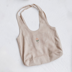 Bolso de compras de lino con asa de hombro de tela natural reutilizable con logotipo bordado al por mayor de proveedor con bolsillo - Product Image 1