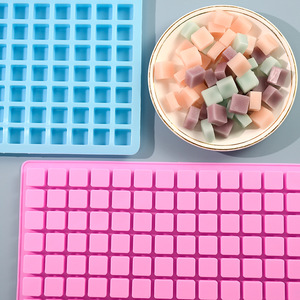 <span class=keywords><strong>Moule</strong></span> <span class=keywords><strong>à</strong></span> <span class=keywords><strong>glaçons</strong></span> DIY 126 cavités, <span class=keywords><strong>moule</strong></span> en silicone pour <span class=keywords><strong>glaçons</strong></span> et bonbons faits maison - Product Image 4