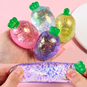 ของเล่นบีบอัดรูปแครอทออโรร่ามอลโทสกลิตเตอร์ น่ารัก สร้างสรรค์ บรรเทาความเครียด บีบแล้วคืนตัวช้า ของเล่นบีบเล่นสำหรับเด็ก - Product Image 1