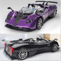 Modelo de Roadster Descapotable a Escala 1:24 de Aleación Fundida a Presión con Luces, Sonido, Retroceso y Puertas, Capó y Maletero Abribles