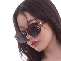 Nouveau carré brillant étoilé mode Hip Hop lunettes de soleil femmes personnalisé tendance diamant lunettes de soleil 2025