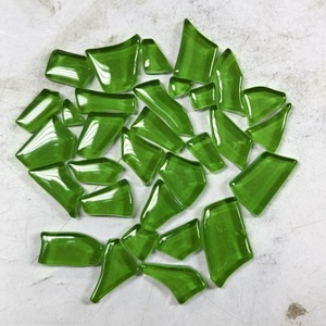 Phổ Biến Hình Dạng Không Thường Xuyên Màu Xanh Lá Cây Thủy Tinh Khảm 6Mm Dày Crackle Thủy Tinh Kham - Product Image 1