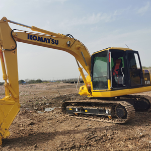 รถขุดตีนตะขาบ Komatsu PC110-7 มือสอง นำเข้าจากญี่ปุ่น น้ำหนัก 11 ตัน ขาย - Product Image 1