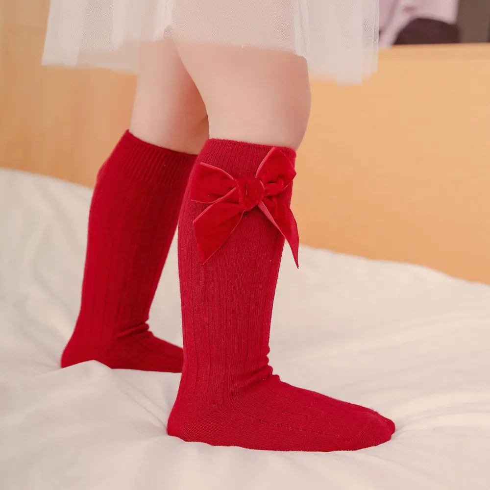 Printemps bébé anniversaire Noël vert et rouge Lolita princesse mi-mollet chaussettes avec poignets côtelés et coupe ample
