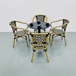 Ensemble de chaises et canapé empilables en aluminium imperméable au design français moderne avec table de salle <span class=keywords><strong>à</strong></span> manger de <span class=keywords><strong>jardin</strong></span> - Durable, portable, pour hôtel et restaurant - Product Image 2