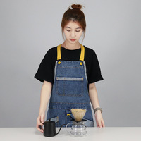 Tablier en jean lavé pour uniforme de personnel, réglable, à bretelles croisées, personnalisable, sans manches, pour restaurants et cafés, vente en gros