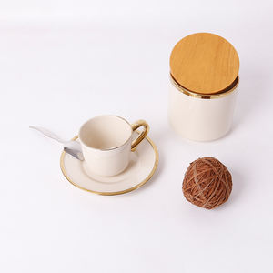 EKA Kit de tasses à café et à thé et soucoupes en céramique de luxe et moderne avec logo personnalisé, grès doré fait à la main - Product Image 3