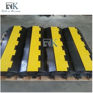 ยางพีวีซีสำหรับป้องกันสายทางลาดสำหรับป้องกันการกระแทกความเร็วสูง - Product Image 4
