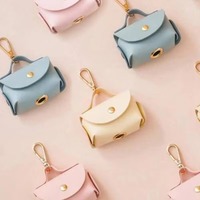 Pochette de Luxe Compacte pour Friandises et Snacks pour Chien, Distributeur de Sacs à Déchets Réglable et Étanche avec Fermeture Éclair - Accessoire Portable pour Promenades en Extérieur