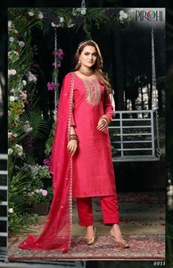 Vêtements ethniques indiens de bonne qualité, pantalon Kurti en mousseline de soie Pure Chanderi imprimé Bandhni avec fournisseur dupata de surathinde - Product Image 2