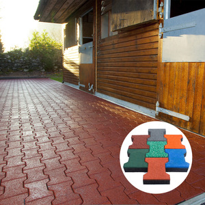 미끄럼 방지 고밀도 연동 고무 개 뼈 포장재 블록 말 사용을위한 벽돌 포장재 설치가 용이합니다 - Product Image 4