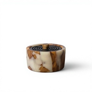 Quemador de Incienso Cónico de Resina y Madera con Tapa Metálica Tallada Negra y Perilla de Madera, Soporte para Aromaterapia - Product Image 5