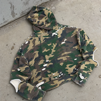 Sweat à capuche zippé camouflage personnalisé pour homme, avec détails déchirés et effet vieilli, épaules tombantes, en coton épais