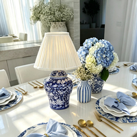 Lampe de table en céramique décorative pour la maison, moderne, peinte à la main, en porcelaine bleue et blanche, sans fil, fonctionnant sur batterie, avec commande tactile LED