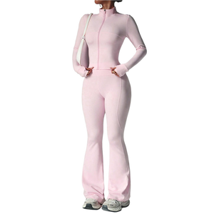 Conjunto de Ropa de Yoga con Logotipo Personalizable, Leggings de Cintura Alta con Diseño de Orificio para el Pulgar y Top Ajustado de Manga Larga - Product Image 3