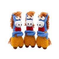 Handgefertigtes Umweltfreundliches 100% Wollfilz Pferde-Ornament mit Roter Schleife Cartoon-Tier Weihnachtsdekoration Kleine Tischdekoration für Innenräume